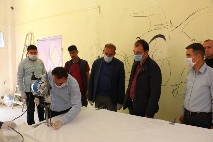 Barış Pınarı Bölgesinde Maske Üretimi Başladı