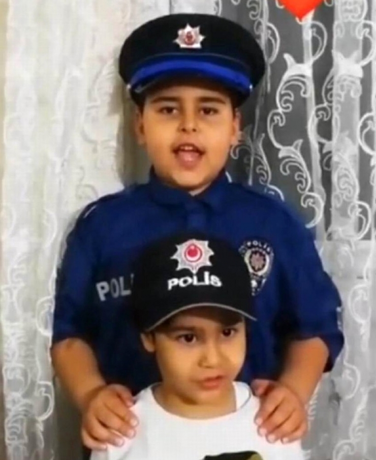 Batman’da Çocuklar 10 Nisan Polis Gününü Kutladı