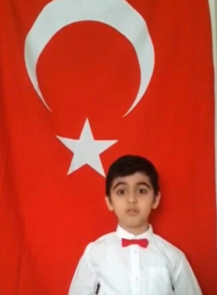 Batman’da Çocuklar 10 Nisan Polis Gününü Kutladı