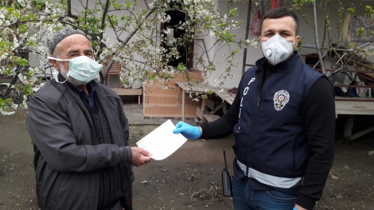 73 Yaşındaki Ali Amca, Maaşının 200 Lirasını Kampanyaya Bağışladı