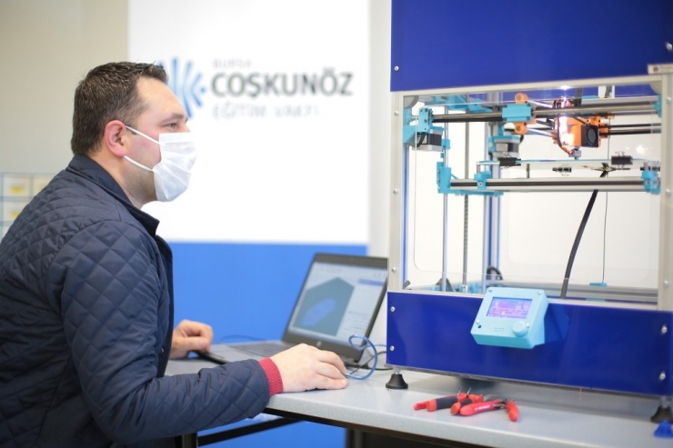 Bursalı Firma Yerli Tıbbî Ekipmanların Üretimine Başladı