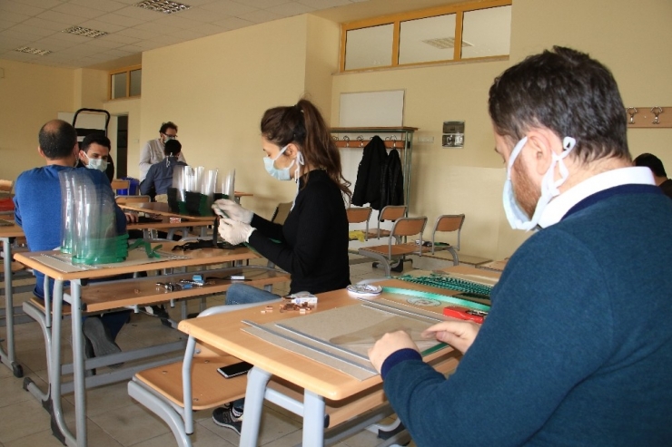 Elazığ’da Üretilen Siperlikler, Bölge İllere De Gönderiliyor