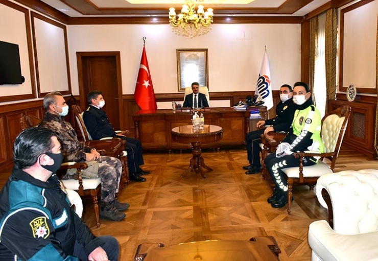 Emniyet Teşkilatından Vali Baruş’a 175. Kuruluş Yılı Ziyareti