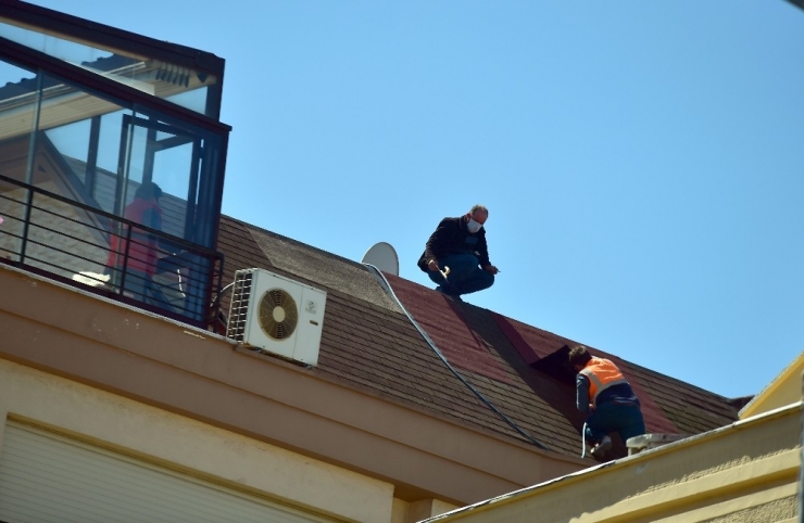 Maske Takarak Ölüme Meydan Okudular