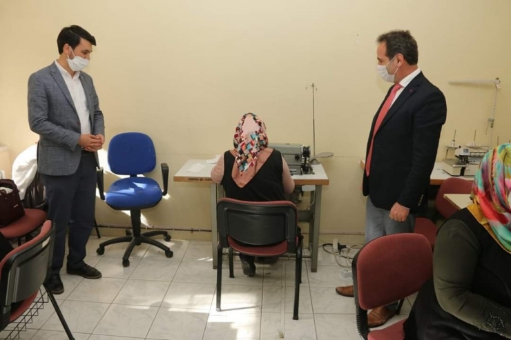 Yahyalı’da Maske Üretimine Başlandı