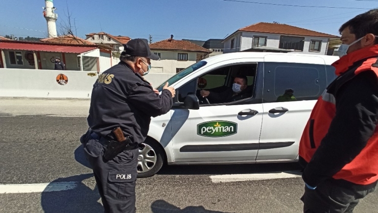 Polislere Uygulama Noktasında Sürpriz Yaptı