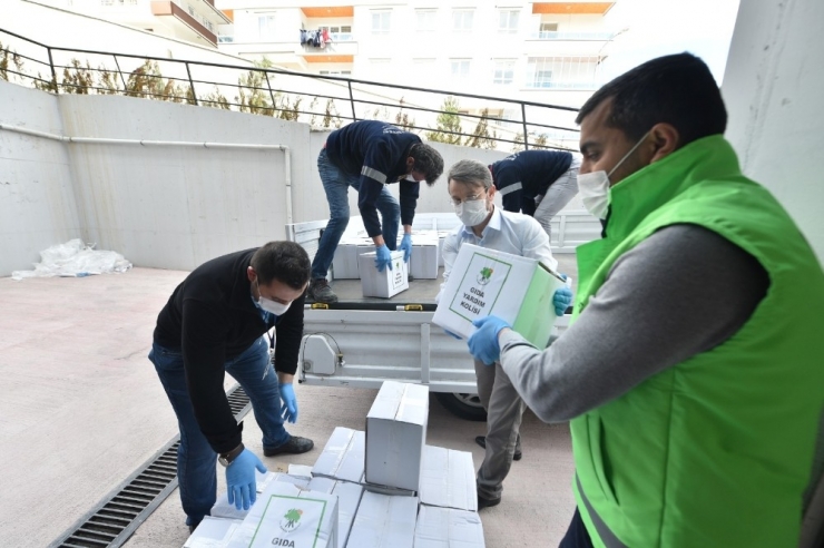 Mamak’tan 10 Bin Aileye Gıda Ve Hijyen Paketi