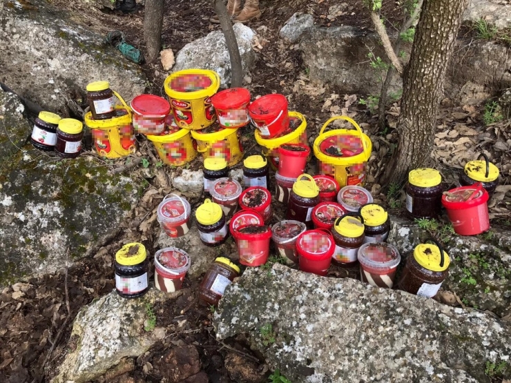 Mardin’de Teröristlere Ait Yaşam Malzemesi Ele Geçirildi