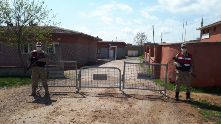 Kızıltepe’de Bir Mahalle Korona Virüs Nedeniyle Karantinaya Alındı