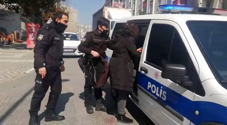 Eşinin Sevgilisini Defalarca Bıçakladı, Dehşet Saçtı