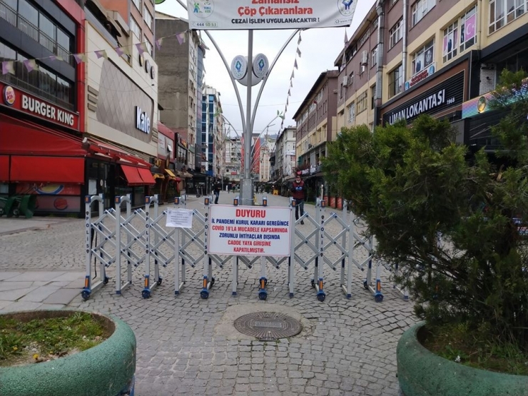 Rize’nin Kalabalık Caddelerine Giriş Yasaklandı