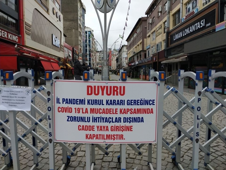 Rize’nin Kalabalık Caddelerine Giriş Yasaklandı