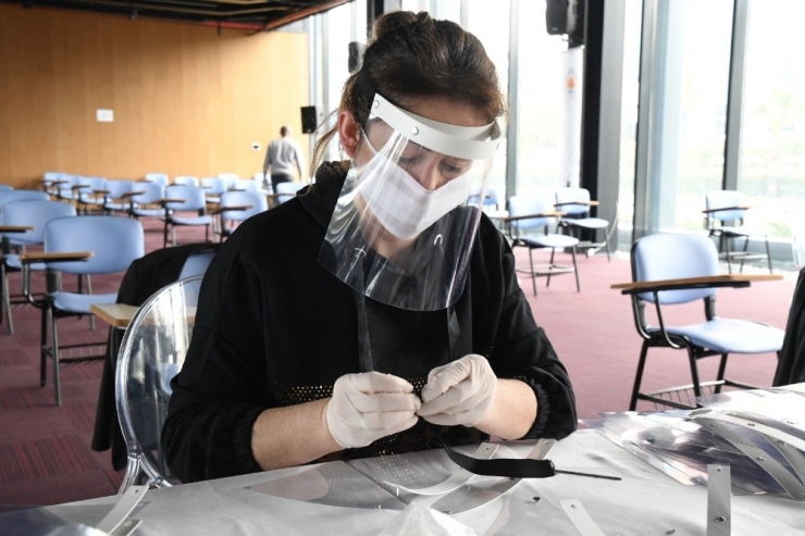 Samsun Büyükşehir’den ’Siperlik Maske’