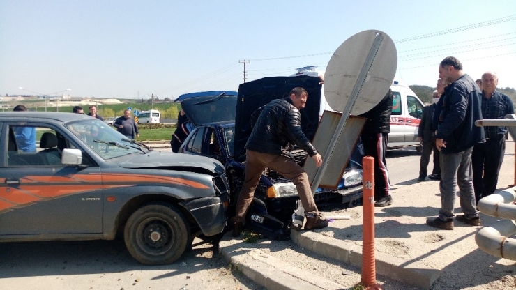 Tekirdağ’da Trafik Kazası: 2 Yaralı