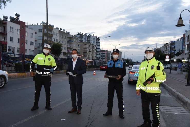Başkan Yılmaz’ın Mektupları, Gece Nöbetindeki Polislere De Ulaştı