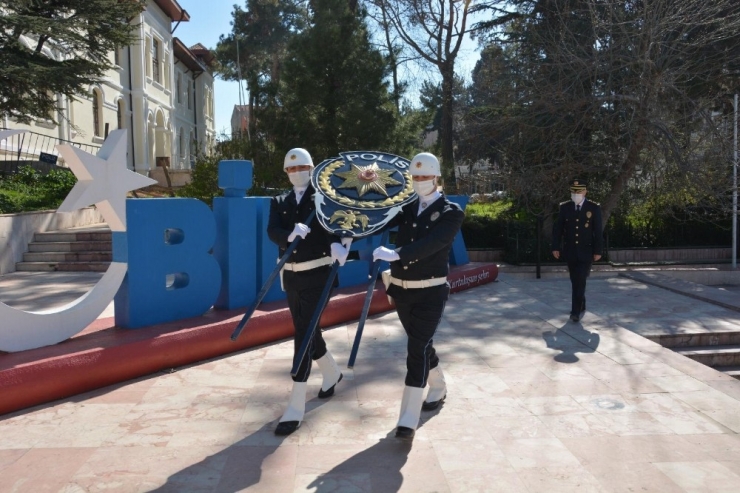 Türk Polis Teşkilatı 175 Yılı Münasebetiyle Çelenk Sunumu Yapıldı