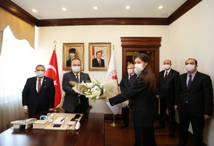 Bursa İl Emniyet Müdürü Aslan, Vali Canbolat’ı Makamında Ziyaret Etti