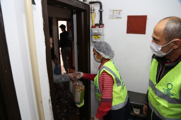 Ordu’da İhtiyaç Sahibi Vatandaşlara Gıda Yardımı