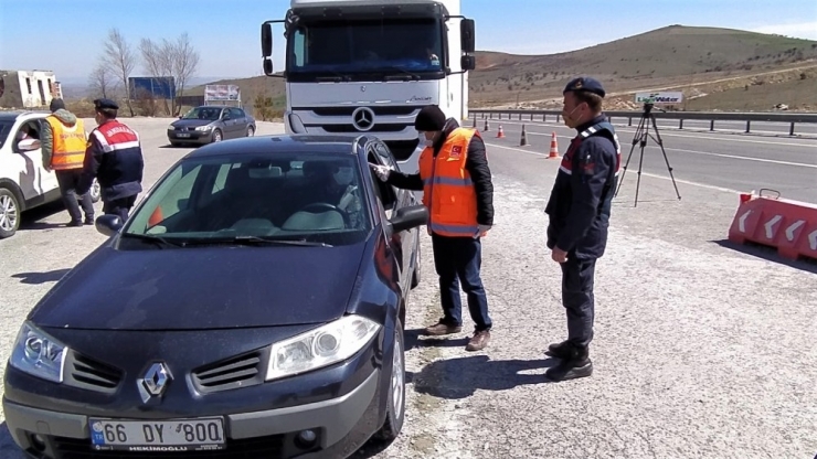 Yozgat’ta Yol Denetimleri Aralıksız Devam Ediyor
