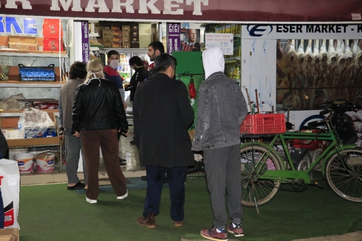 Sokağa Çıkma Yasağının Ardından Adana’da Yoğunluk Yaşandı