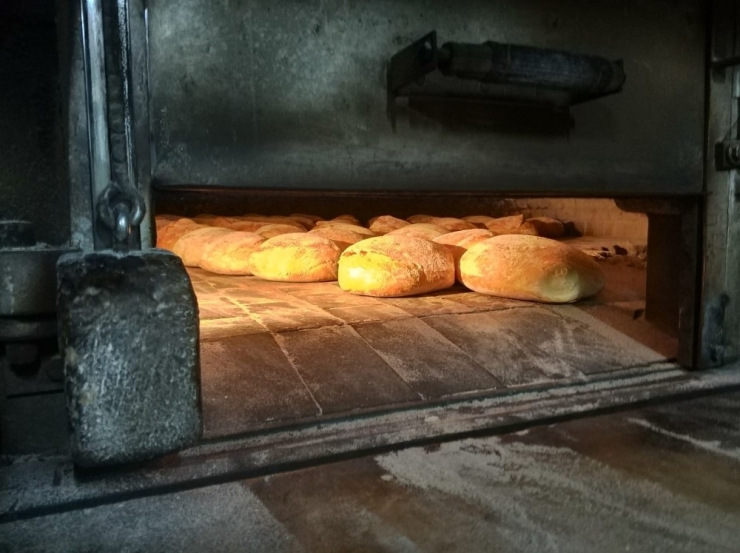Fırınlarda "Sokağa Çıkma Yasağı" Mesaisi