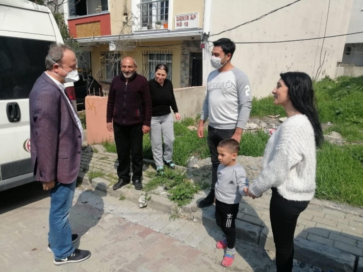 Yasak Dolayısı İle Evinden Çıkamayan Minik Demir’e Doğum Günü Sürprizi