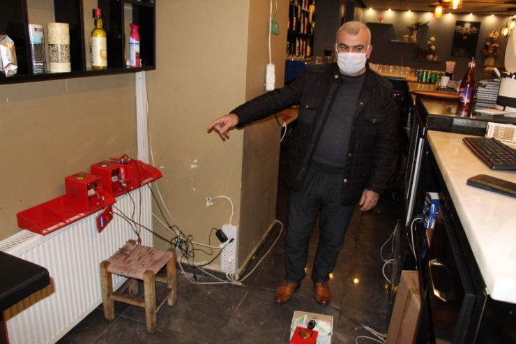 Hırsızlar Korona Dinlemedi, İş Yerlerine Dadandı