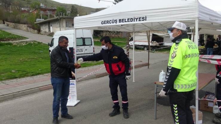 Gercüş’te Halk Pazarı Yeniden Kuruldu