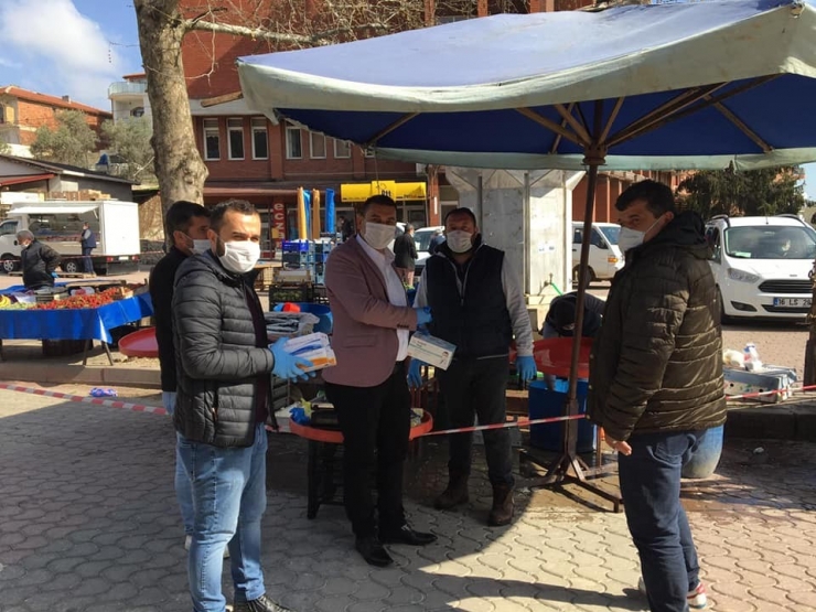 Bayırköy’de Pazara Sosyal Mesafe Ayarı