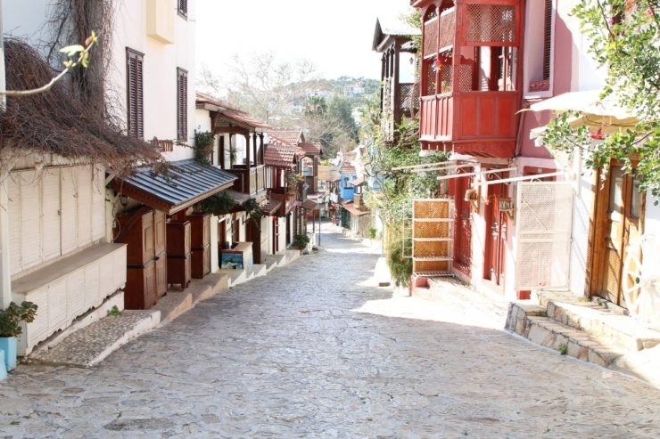 Turizmin Gözbebeği Kaş Sessizliğe Büründü