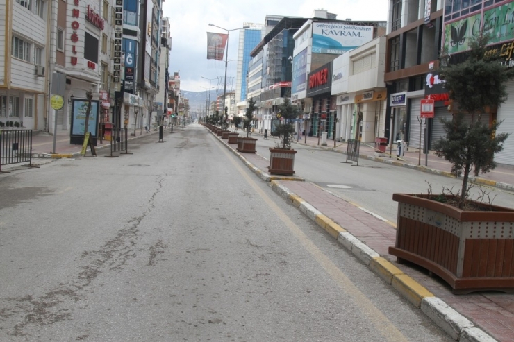 Van, Hayalet Şehre Döndü