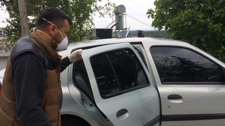 Korona’ya Karşı Otomobilde Naylon Kaplamalı Önlem