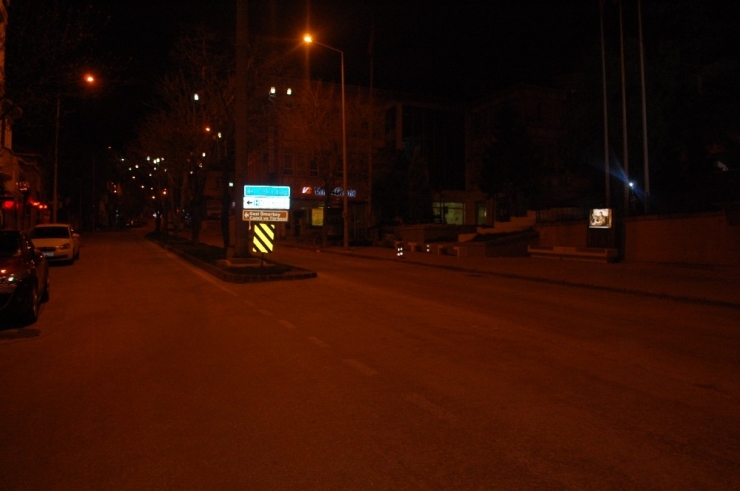 Malkara’da Sokaklar Sessizliğe Büründü