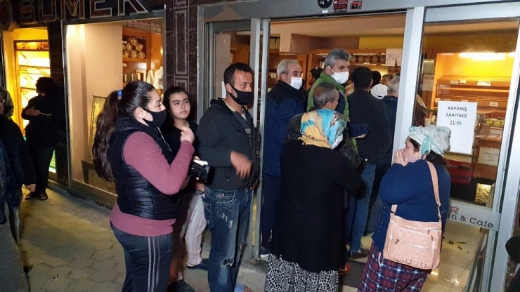 Nazilli’de Fırıncının Sosyal Mesafe İsyanı