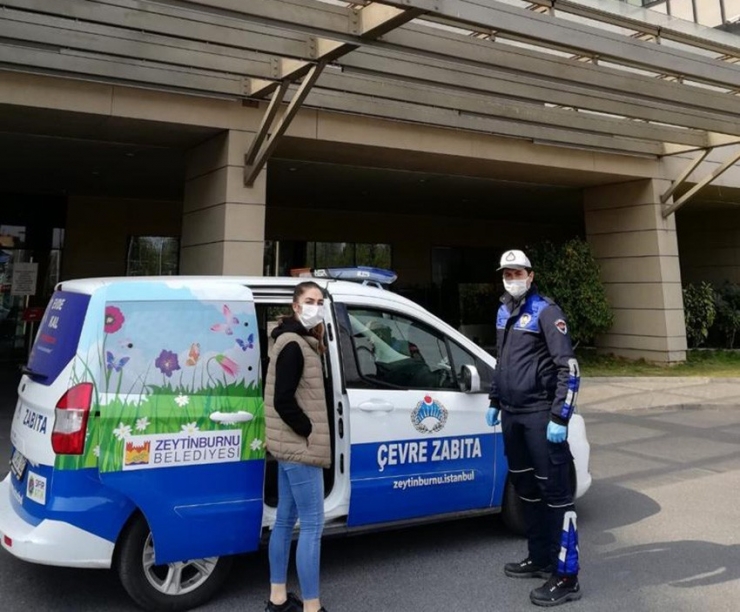 Servisi Kaçıran Hemşirenin Yardımına Zabıta Ekipleri Koştu