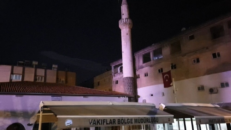 Sokağa Çıkma Yasağı Devreye Girdi, Meydanlar Boşaldı
