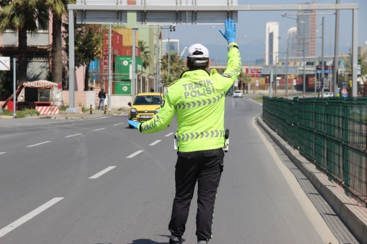 Sokağa Çıkma Yasağının Ardından İzmir Boş Kaldı