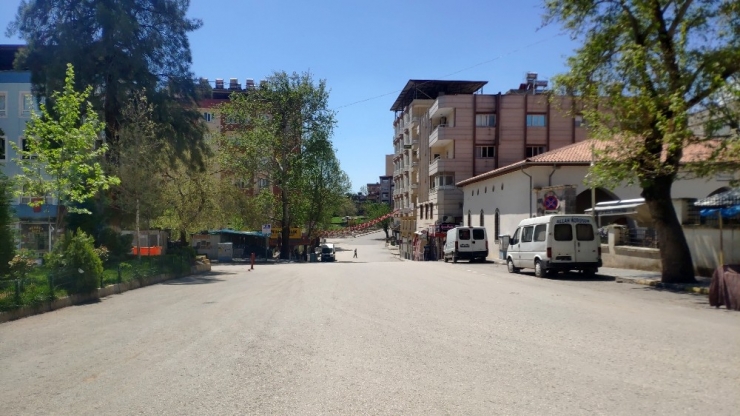 Yasak Devrede, Vatandaş Evinde