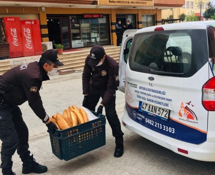 Mardin’de ’Vefa Sosyal Destek Grupları’ Vatandaşların İhtiyacını Karşılıyor