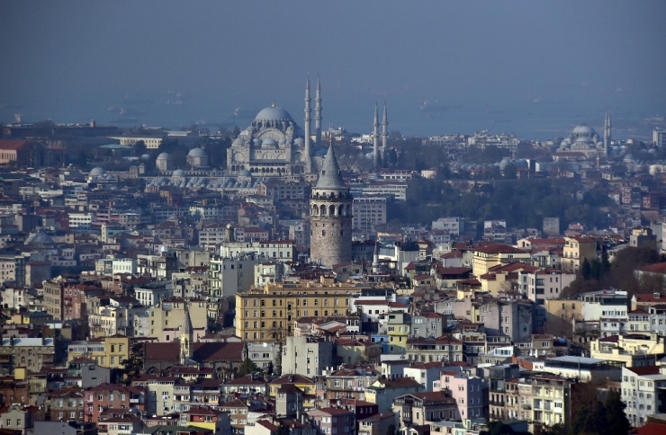 İstanbul Boş Kaldı