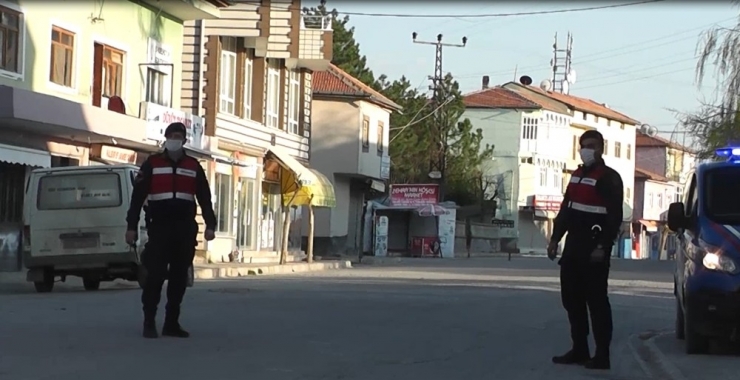 Develi’de Jandarma Ekipleri Denetimlerine Aralıksız Devam Ediyor