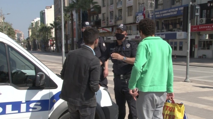 Yasağı Delip Sokağa Çıktı, Ceza Kesilince ‘Mağdurum’ Dedi