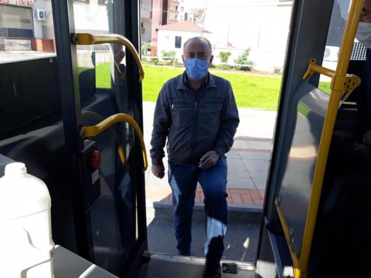 Büyükşehir Belediyesi Sağlık Çalışanlarını Unutmadı