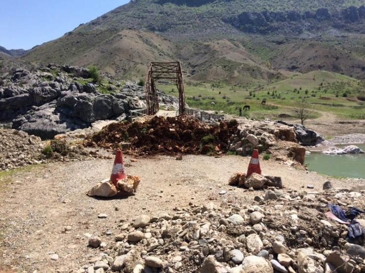 Tarihi Köprüde Korona Virüs Tedbiri