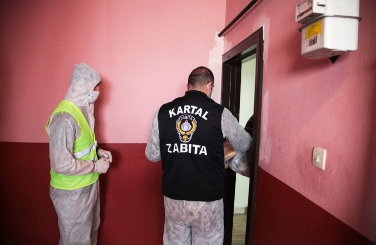 Kartal Belediyesinden Maddi Durumu Yetersiz Vatandaşlara Ekmek Servisi