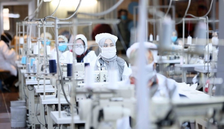 Ko-mek Maske Üretimini Arttırdı