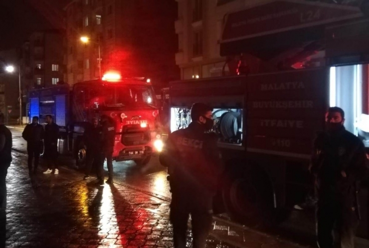 Malatya’da Ev Yangını: 1 Kişi Dumandan Etkilendi