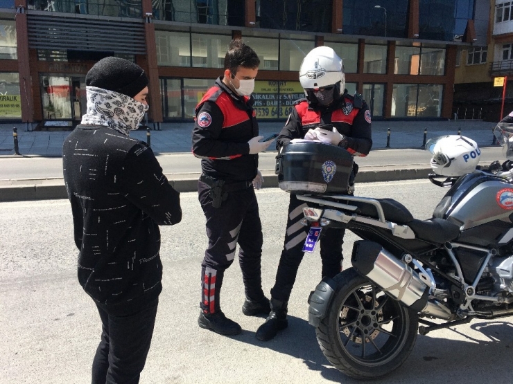 Kredi Kartı Cezasından Kaçarken Para Cezasına Yakalandılar