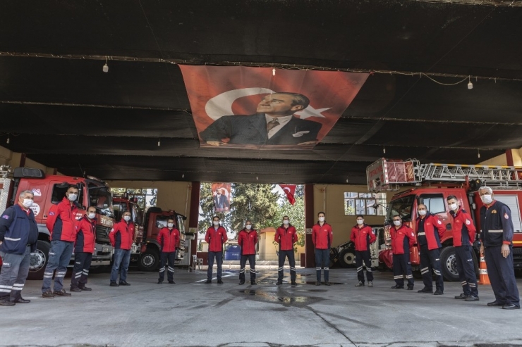 Mersin’de Belediye Ekipleri Yasak Sürecinde Hizmete Devam Etti