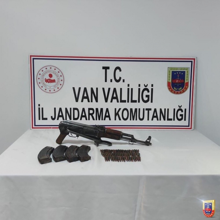 Van’da Tuzaklanmış Patlayıcı Ele Geçirildi